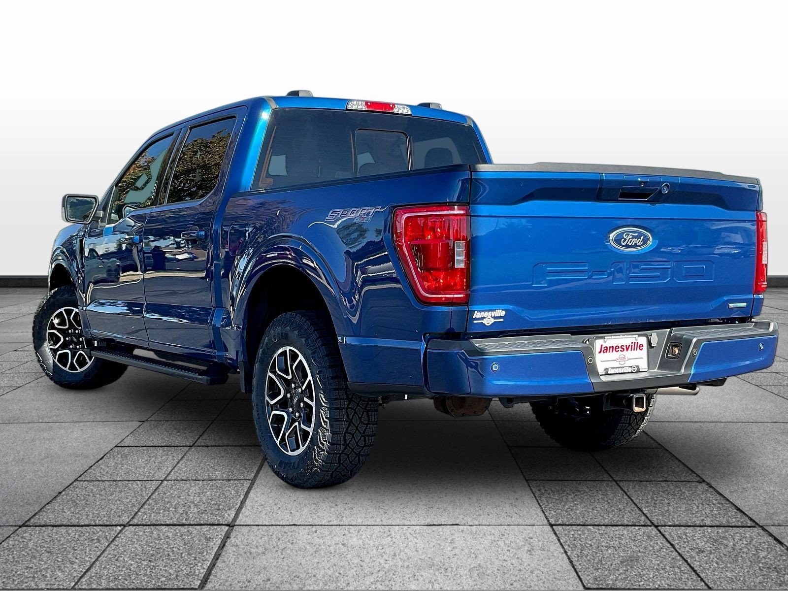 Used 2023 Ford F150 XLT w/ Equipment Group 302A High AWD/4WD image 5