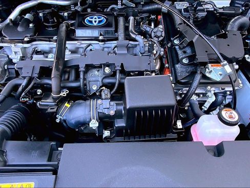 Used 2023 Toyota Corolla LE w/ LE Convenience Package image 30