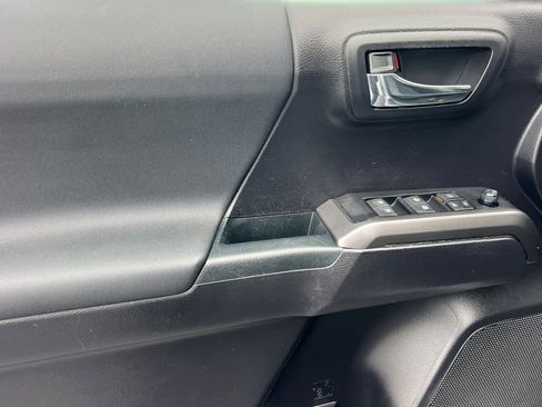 Certified 2021 Toyota Tacoma TRD Sport image 12