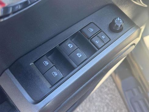 Used 2023 Toyota Tacoma TRD Sport image 15