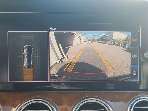 Used 2018 Mercedes-Benz E 300 4MATIC w/ Premium 1 Package image 30
