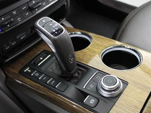 Used 2019 Maserati Ghibli S GranLusso AWD/4WD image 23