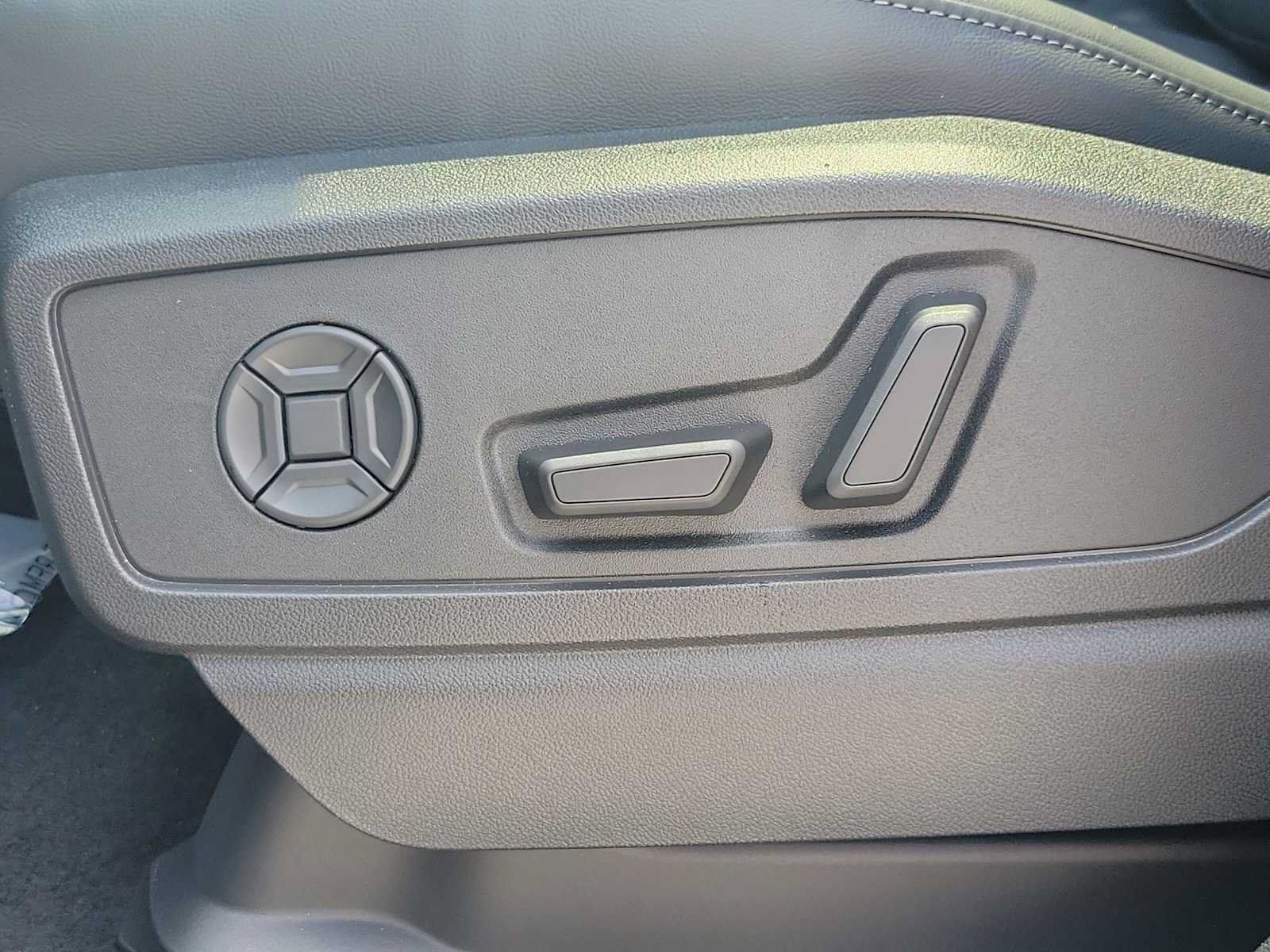 New 2026 Audi Q5 Premium AWD/4WD image 16