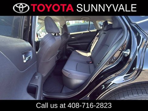 Used 2023 Toyota Venza LE AWD/4WD image 6
