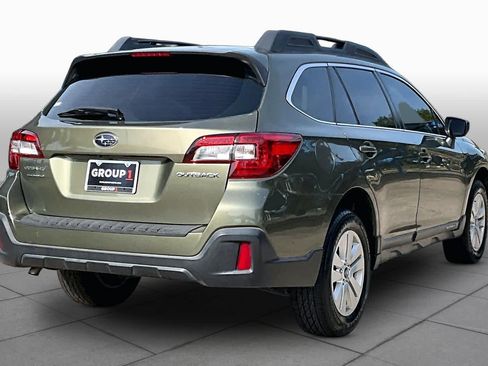 Used 2018 Subaru Outback 2.5i AWD/4WD image 13