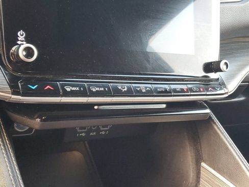 Used 2023 Jeep Wagoneer L Series II AWD/4WD image 22