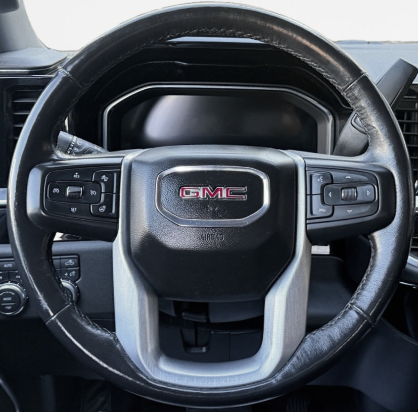 Used 2022 GMC Sierra 1500 SLT AWD/4WD image 18
