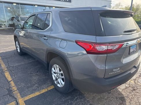 Used 2019 Chevrolet Traverse LS FWD image 4
