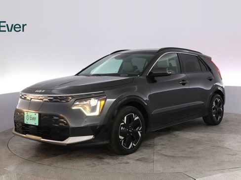 Used 2023 Kia Niro Wind image 2
