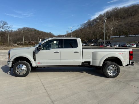 Used 2026 Ford F450 Platinum w/ Platinum Plus Package image 7