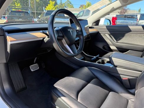 Used 2019 Tesla Model 3 AWD/4WD image 20
