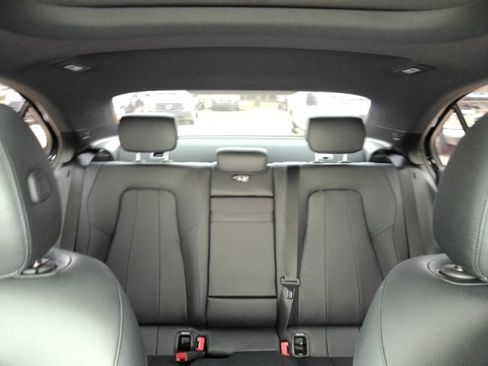 Used 2022 Mercedes-Benz A 220 image 32