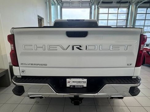 Used 2022 Chevrolet Silverado 1500 LT AWD/4WD image 34