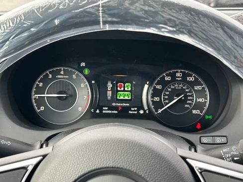 New 2025 Acura RDX SH-AWD image 17