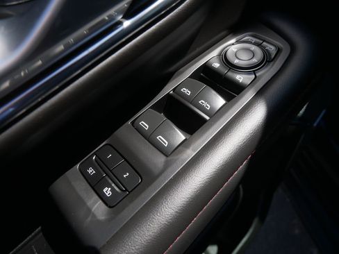 Used 2024 Chevrolet Suburban RST w/ Luxury Package image 13