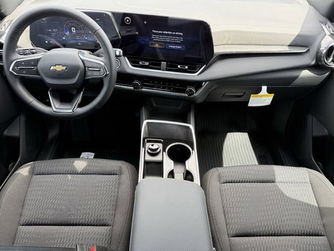 New 2026 Chevrolet Equinox LT image 10