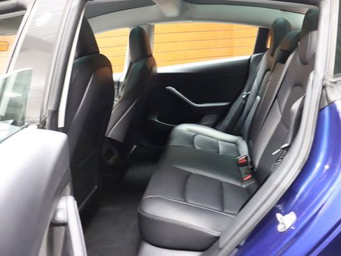 Used 2022 Tesla Model 3 image 27