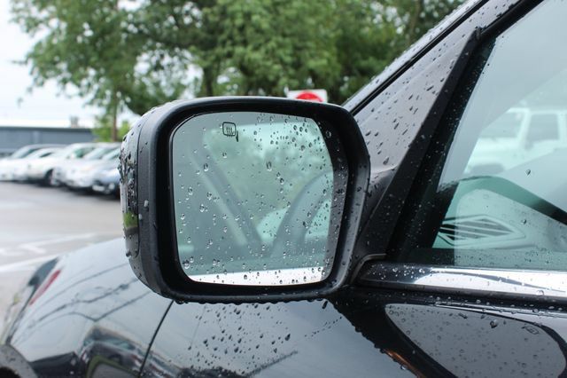 Used 2006 Ford Fusion SEL FWD image 8