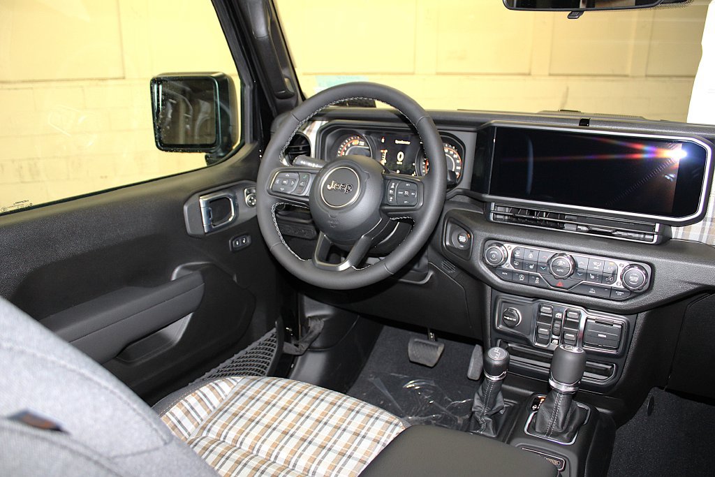 New 2026 Jeep Wrangler Unlimited Sport AWD/4WD image 13