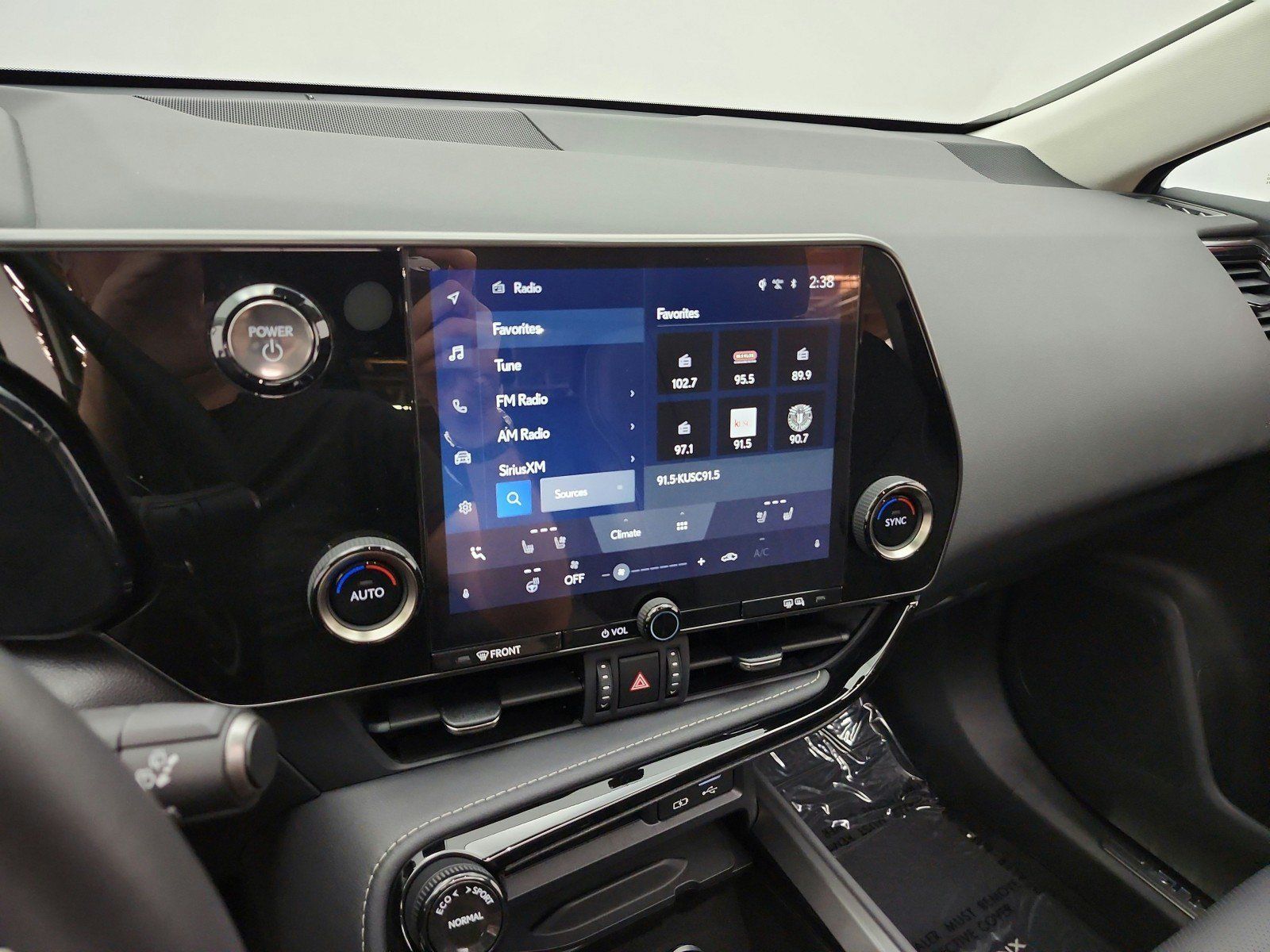 Used 2024 Lexus NX 350h AWD image 14