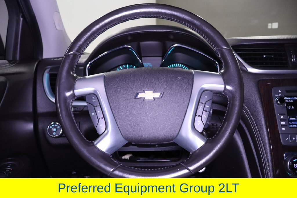 Used 2017 Chevrolet Traverse LT FWD image 16