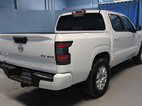 Used 2023 Nissan Frontier SV w/ SV Convenience Package image 35