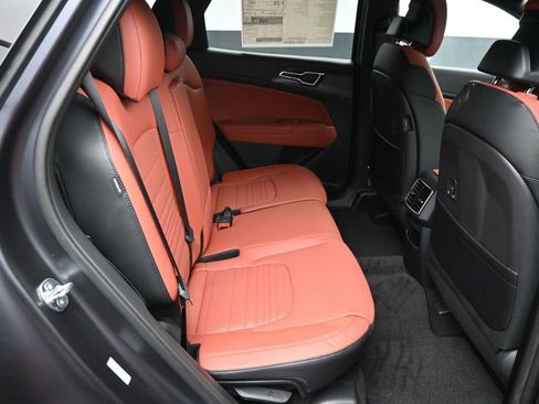 New 2026 Kia Sportage SX FWD image 24