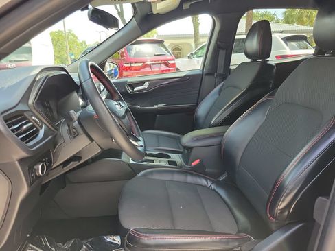 Used 2023 Ford Escape ST-Line w/ Tech Pack #1 FWD image 15