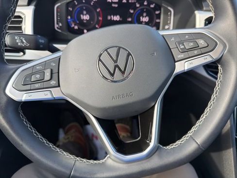Certified 2023 Volkswagen Atlas SE w/ Black Wheel Package image 21