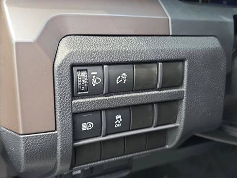 Certified 2024 Toyota Tacoma TRD Off-Road AWD/4WD image 9