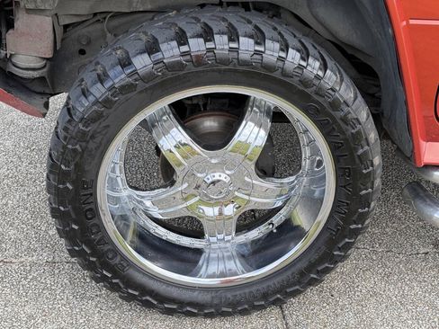 Used 2003 HUMMER H2 w/ Preferred Equipment Group AWD/4WD image 41
