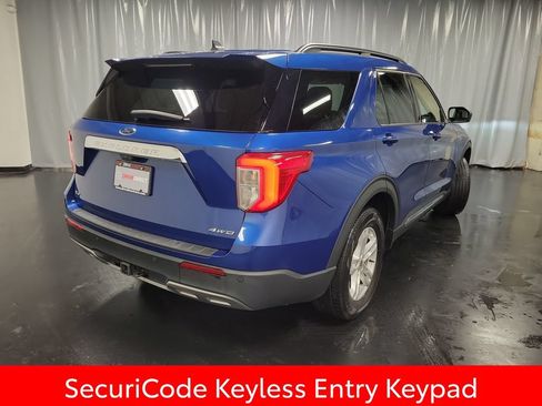 Used 2023 Ford Explorer XLT w/ Equipment Group 202A AWD/4WD image 8