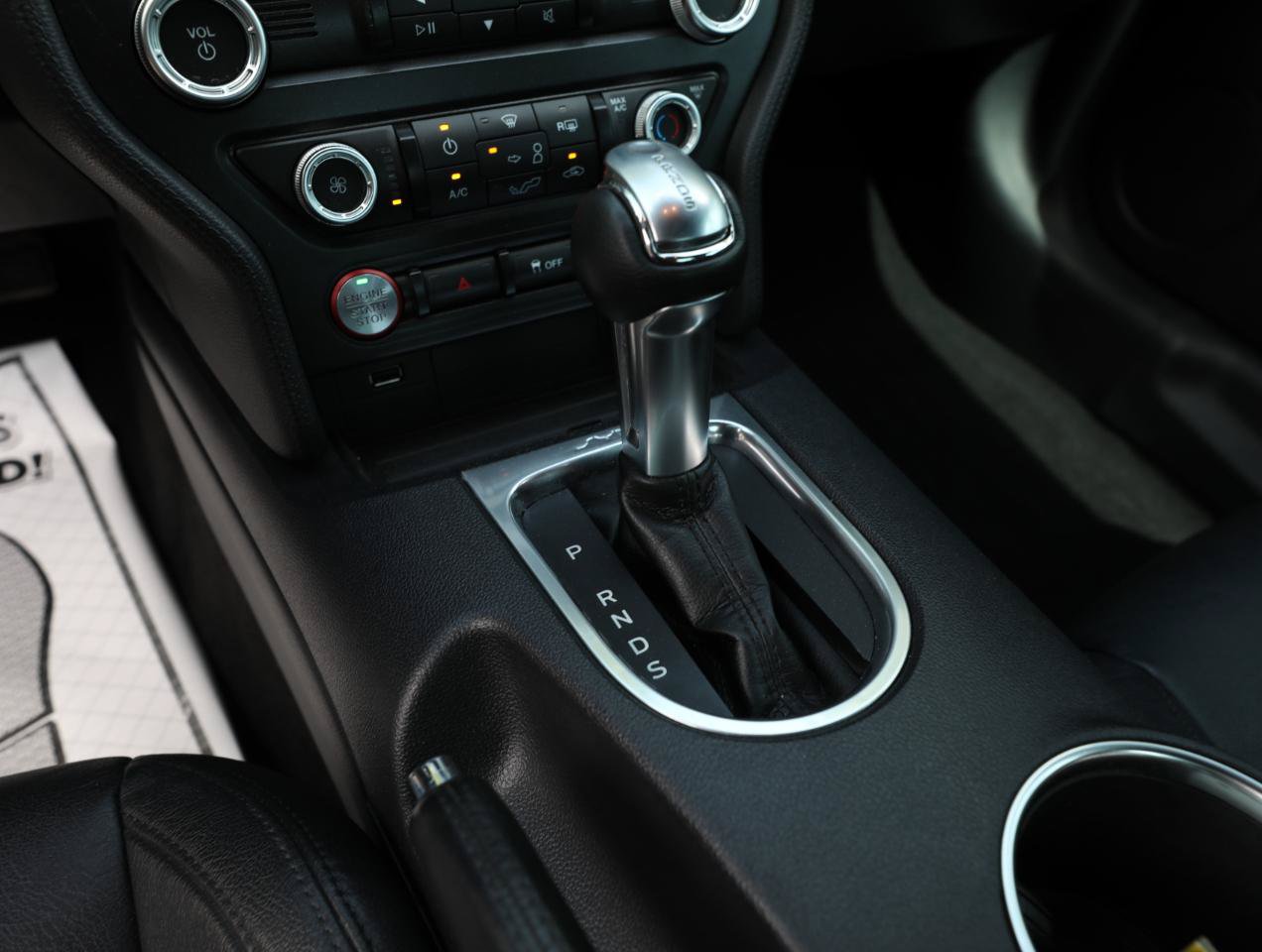 Used 2020 Ford Mustang Coupe RWD image 15