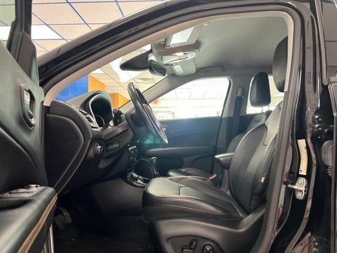 Used 2020 Jeep Compass Limited w/ Safety & Security Group AWD/4WD image 17