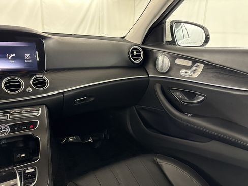 Certified 2018 Mercedes-Benz E 300 image 29