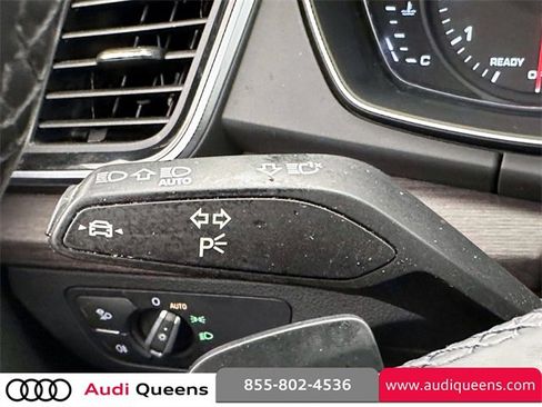 Used 2023 Audi Q5 2.0T Premium w/ Convenience Package image 32