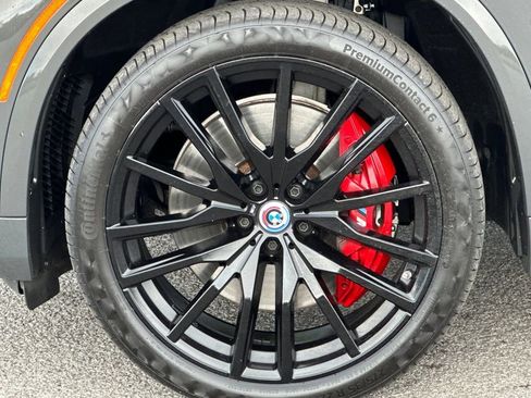Used 2023 BMW X5 M50i w/ Executive Package image 33
