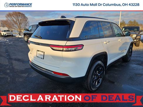 New 2026 Jeep Grand Cherokee Altitude image 7