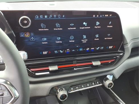 New 2026 Chevrolet Silverado EV Trail Boss image 9