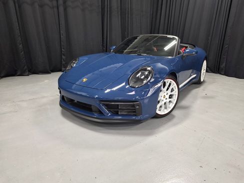 Certified 2023 Porsche 911 Carrera GTS image 18