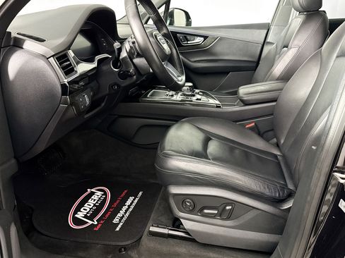 Used 2019 Audi Q7 3.0T Premium Plus w/ Premium Plus Package image 17