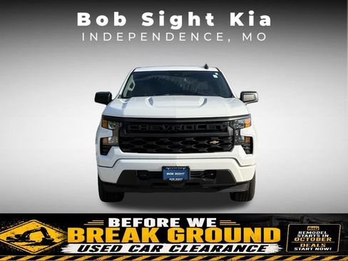 Used 2022 Chevrolet Silverado 1500 Custom AWD/4WD image 18