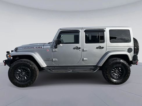 Used 2015 Jeep Wrangler Unlimited Rubicon image 7