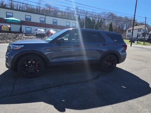 Used 2021 Ford Explorer ST w/ Equipment Group 401A image 6