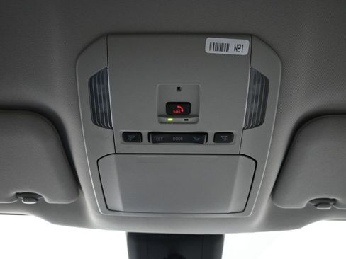 Certified 2024 Toyota Highlander LE image 17