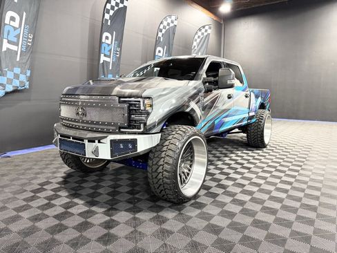 Used 2018 Ford F350 Lariat w/ Lariat Ultimate Package image 3