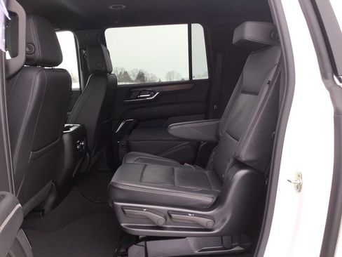 Used 2025 GMC Yukon XL Denali image 14