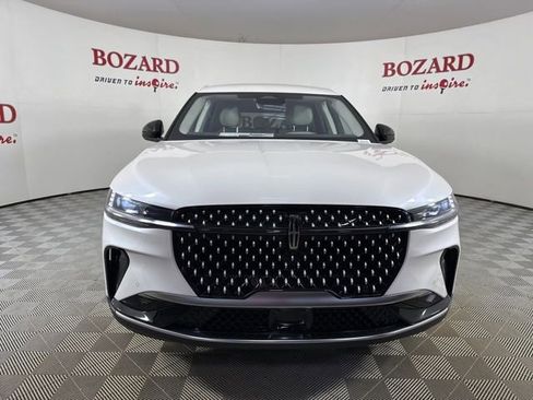 New 2026 Lincoln Nautilus Premier image 2