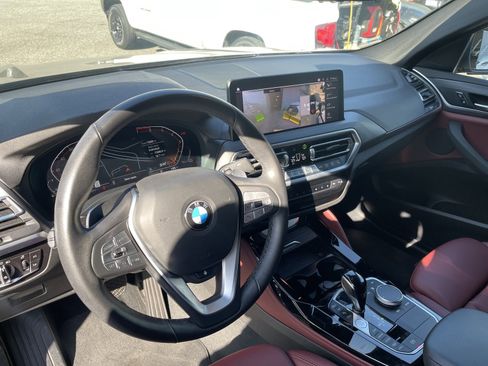 Used 2023 BMW X4 xDrive30i w/ Premium Package image 7