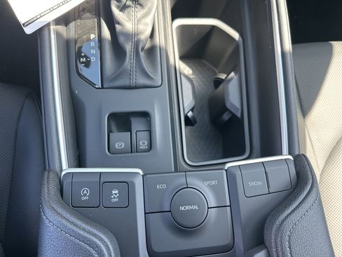 Certified 2026 Toyota Grand Highlander FWD image 12
